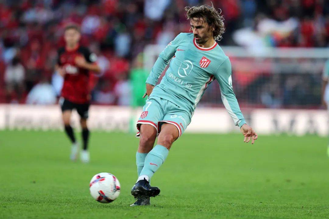 九游APP-马德里竞技追求巴塞罗那年轻球员的简单介绍