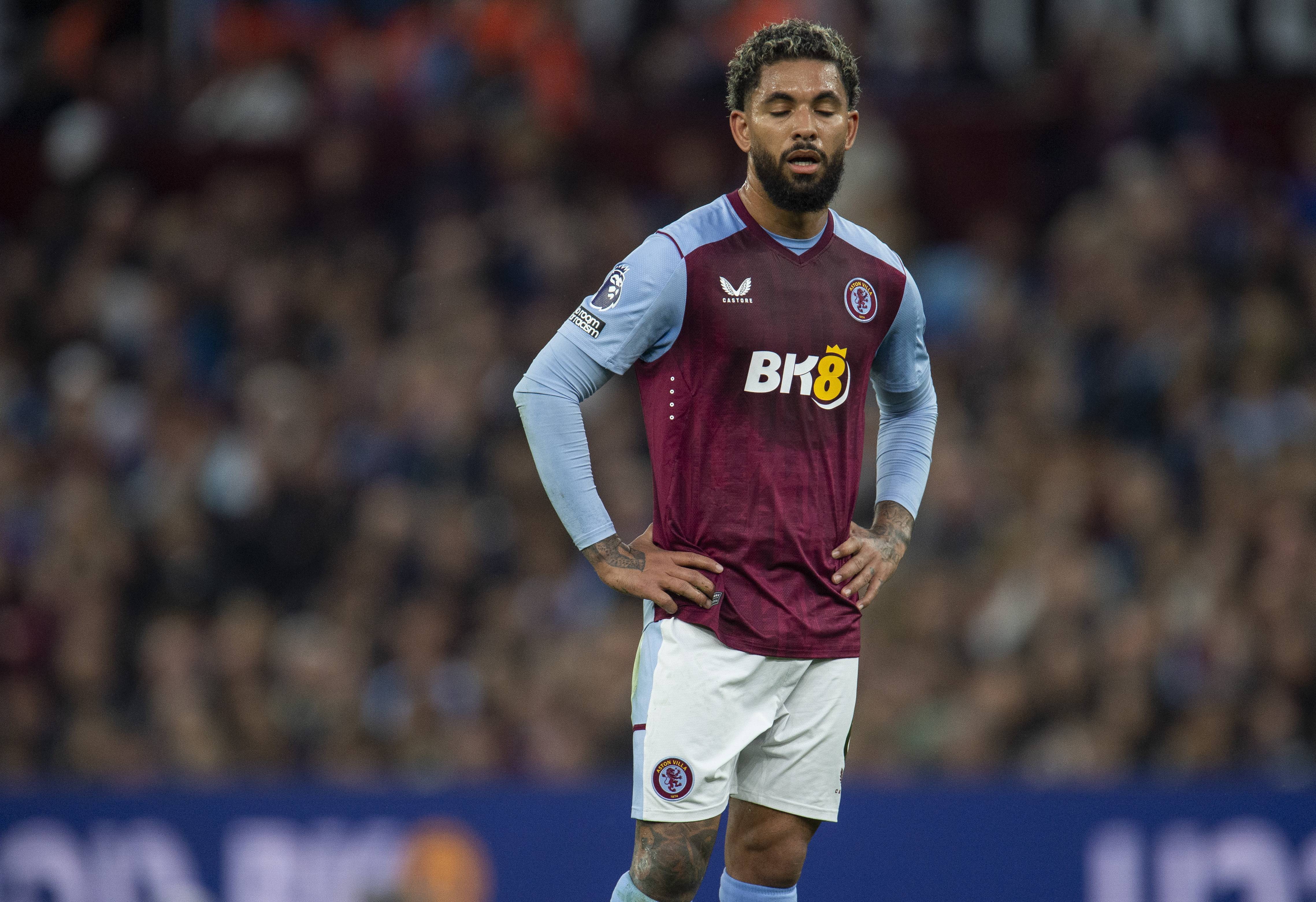 包含阿斯顿维拉主场逼平利物浦,表现抢眼的词条 包含阿斯顿维拉主场逼平利物浦,表现抢眼的词条