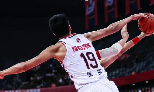 关于贵州男篮主场大胜广东对手,实现最佳连胜的信息 关于贵州男篮主场大胜广东对手,实现最佳连胜的信息