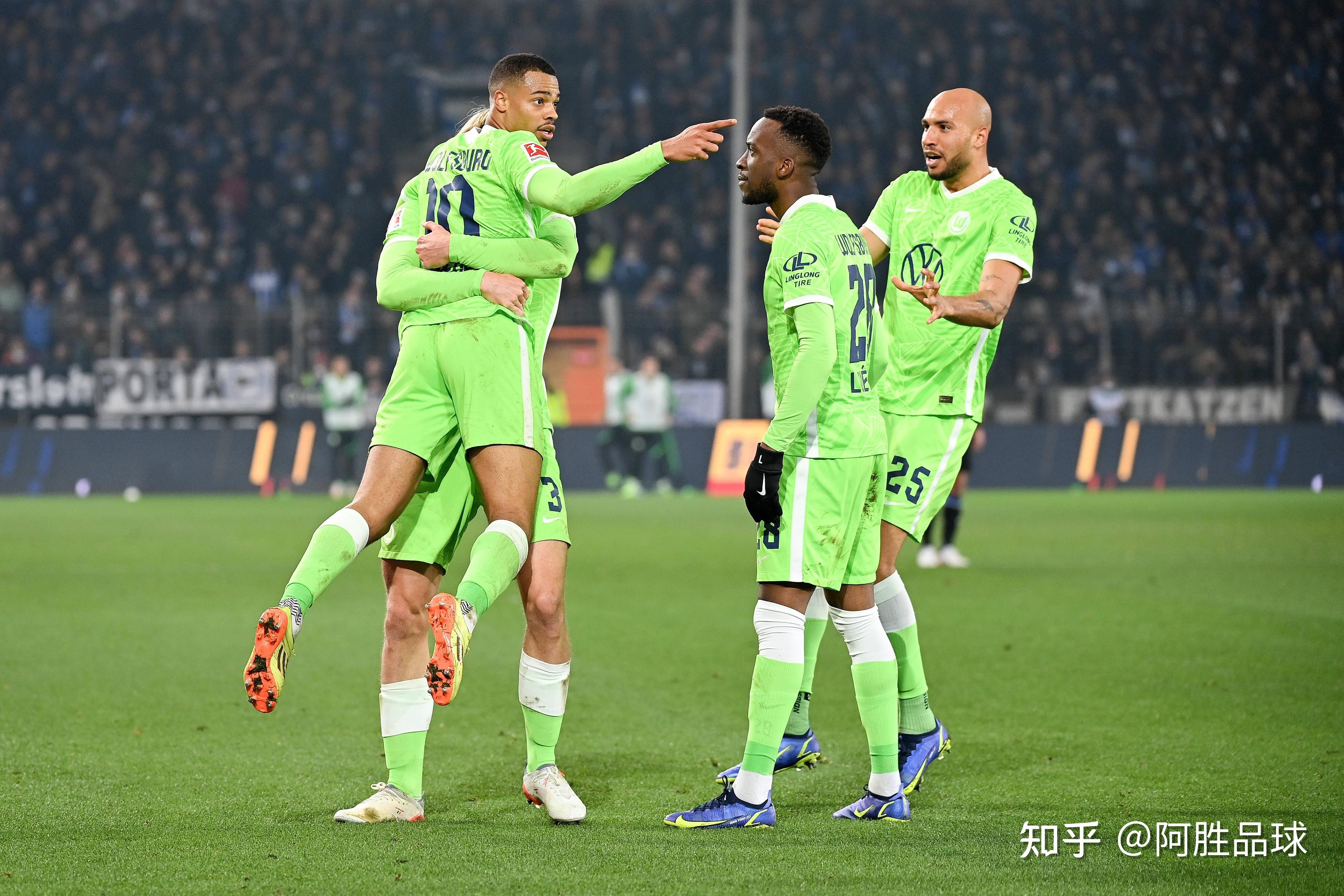 包含特罗瓦与斯特拉斯堡将展现出怎样的搏斗风采？的词条