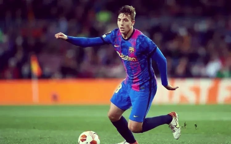 包含球员伤愈归队,巴塞罗那士气大振的词条 包含球员伤愈归队,巴塞罗那士气大振的词条