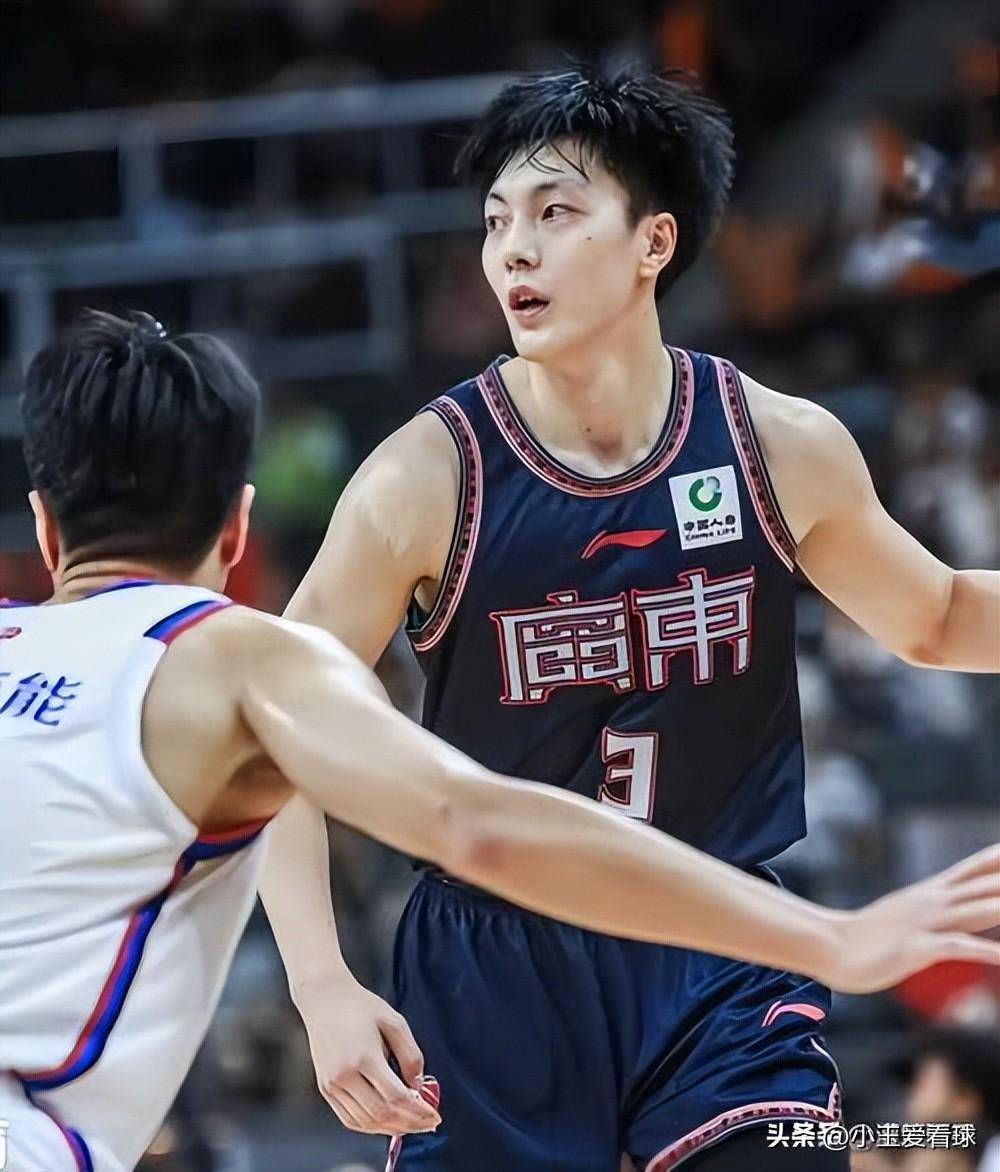 包含辽宁紧张局势揭开中国篮球主场的神秘面纱的词条