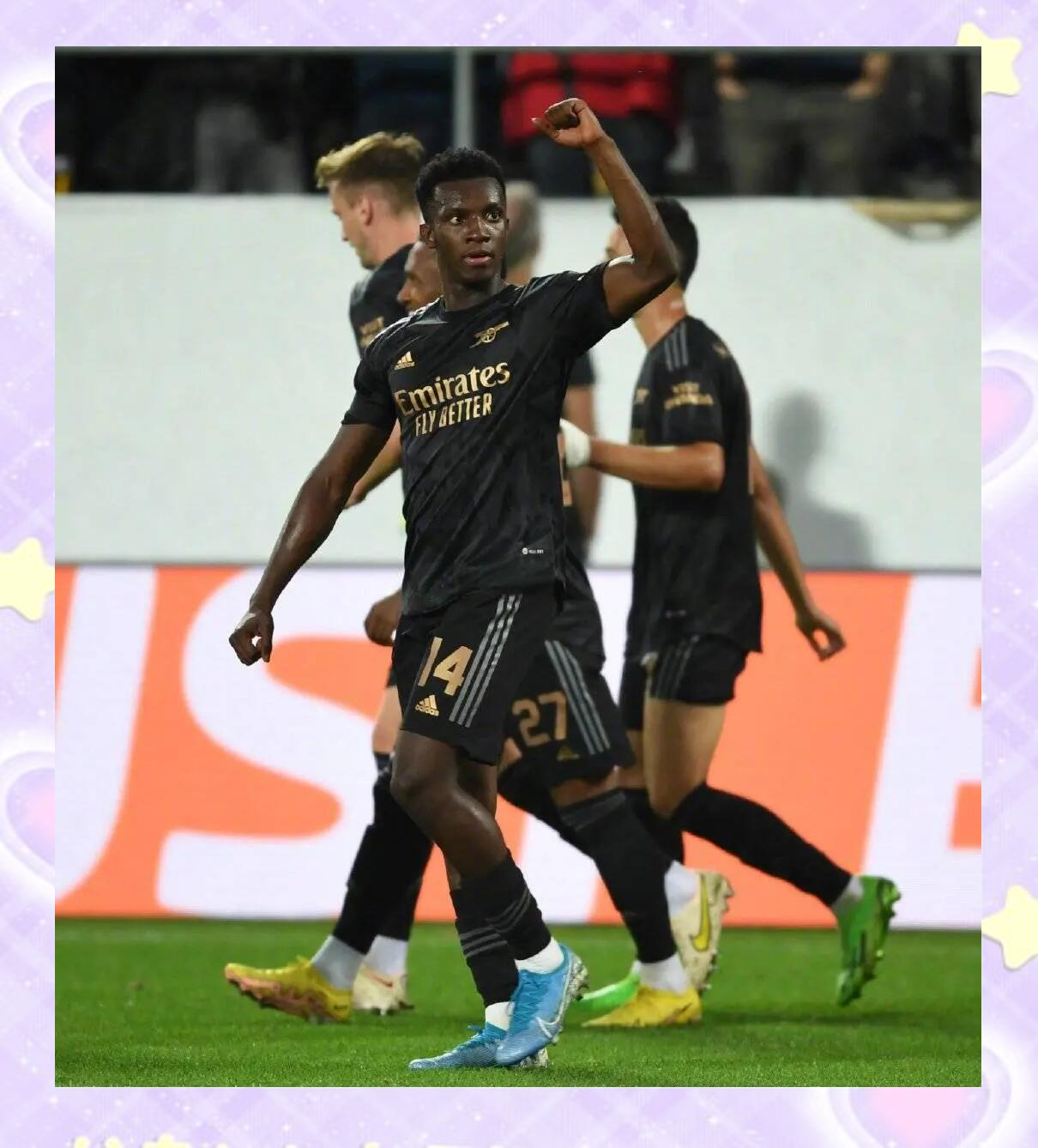 关于亚眠球队备战欧联杯，全队士气高涨的信息