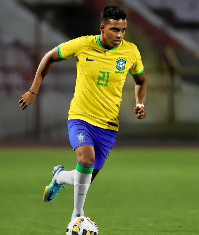 日以为常！科威尔上演罚下剧情哥伦比亚摆明出线的简单介绍