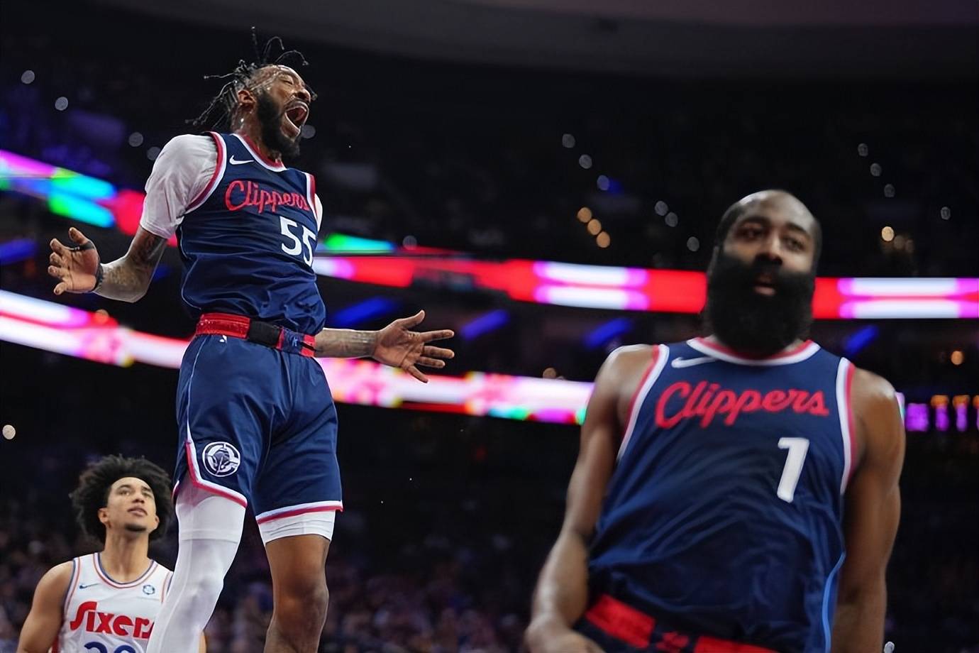 快船队大胜对手,展示出色团队协作 快船队大胜对手,展示出色团队协作