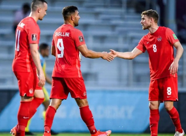 九游体育直播-足球大战在即，谁能够在擂台上脱颖而出