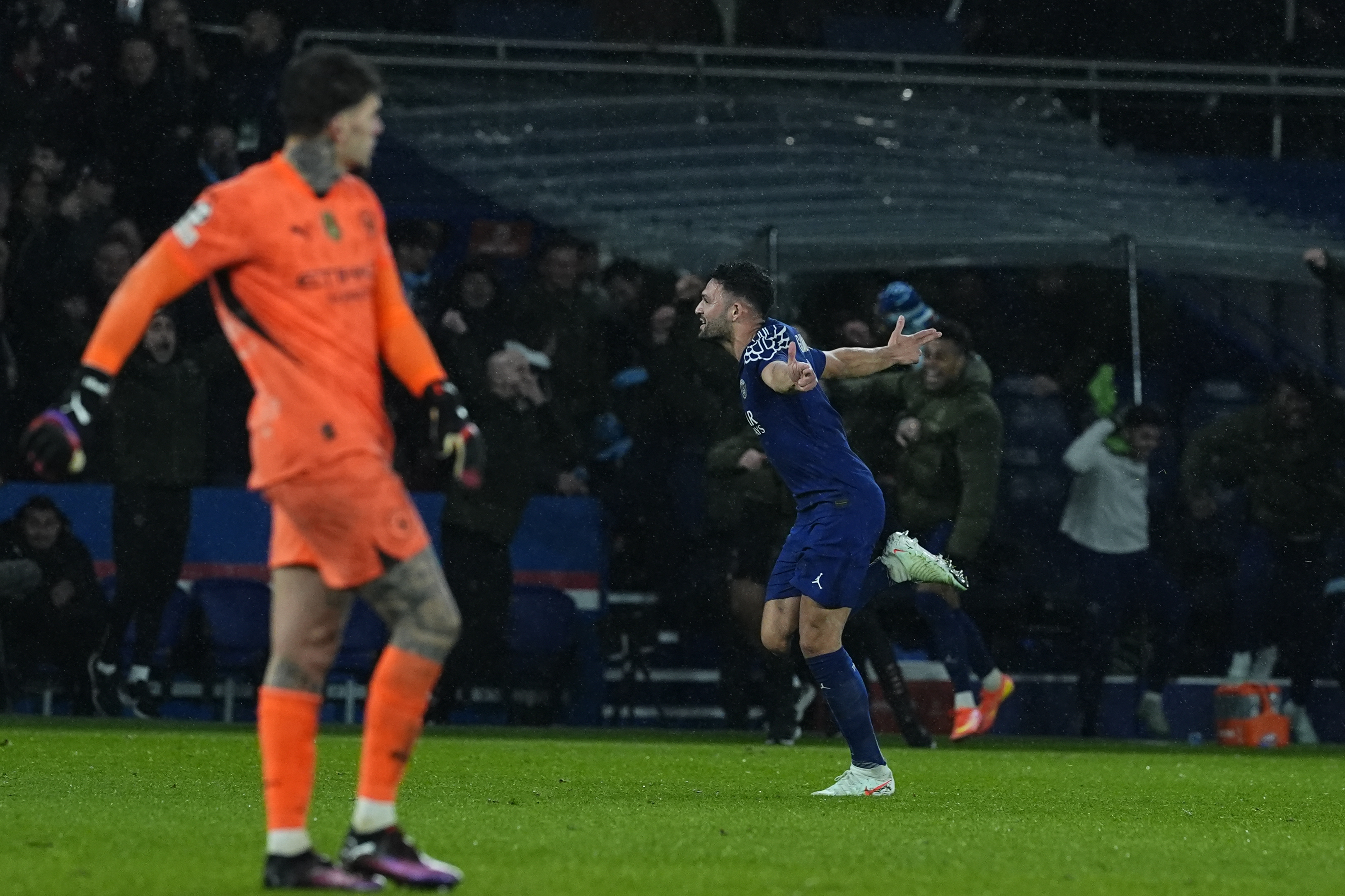 包含曼城交出出色表现,再度获胜,欧冠战局再现震撼的词条 包含曼城交出出色表现,再度获胜,欧冠战局再现震撼的词条