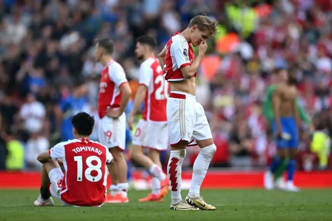 包含阿森纳豪取胜利,英超豪门稳健前行的词条 包含阿森纳豪取胜利,英超豪门稳健前行的词条