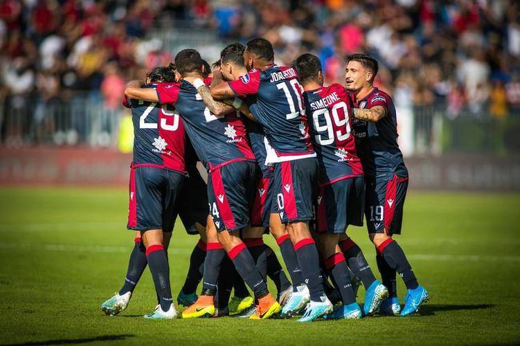 关于卡利亚里客场大胜,保级奠定基础的信息 关于卡利亚里客场大胜,保级奠定基础的信息