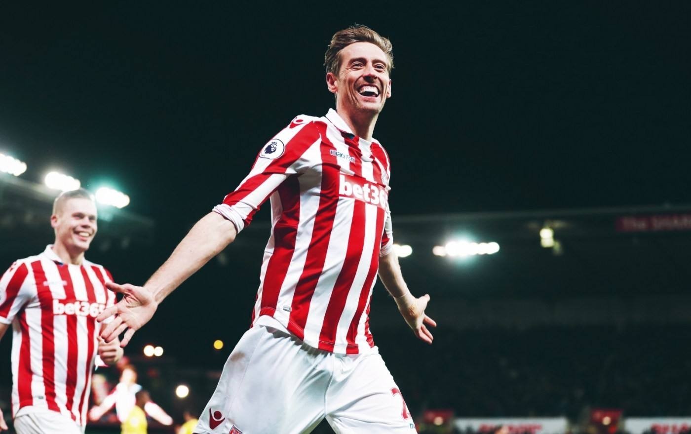 切尔西前锋发布社交媒体炫耀，引发争议的简单介绍