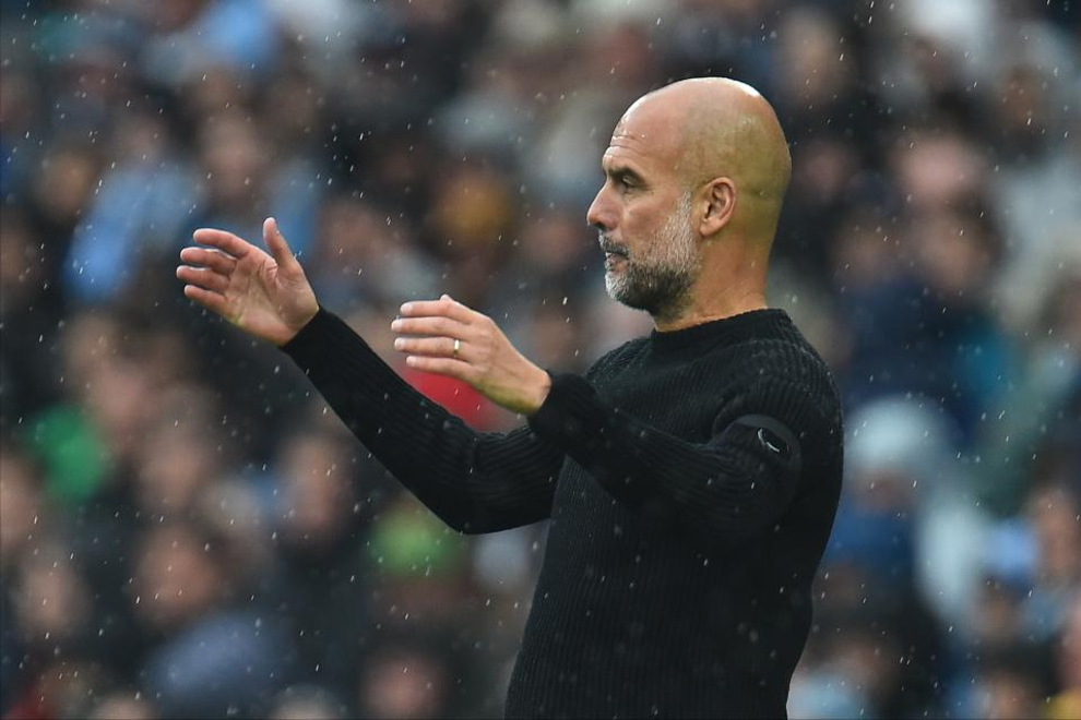 主帅战术稳健,球队风头无两 主帅战术稳健,球队风头无两