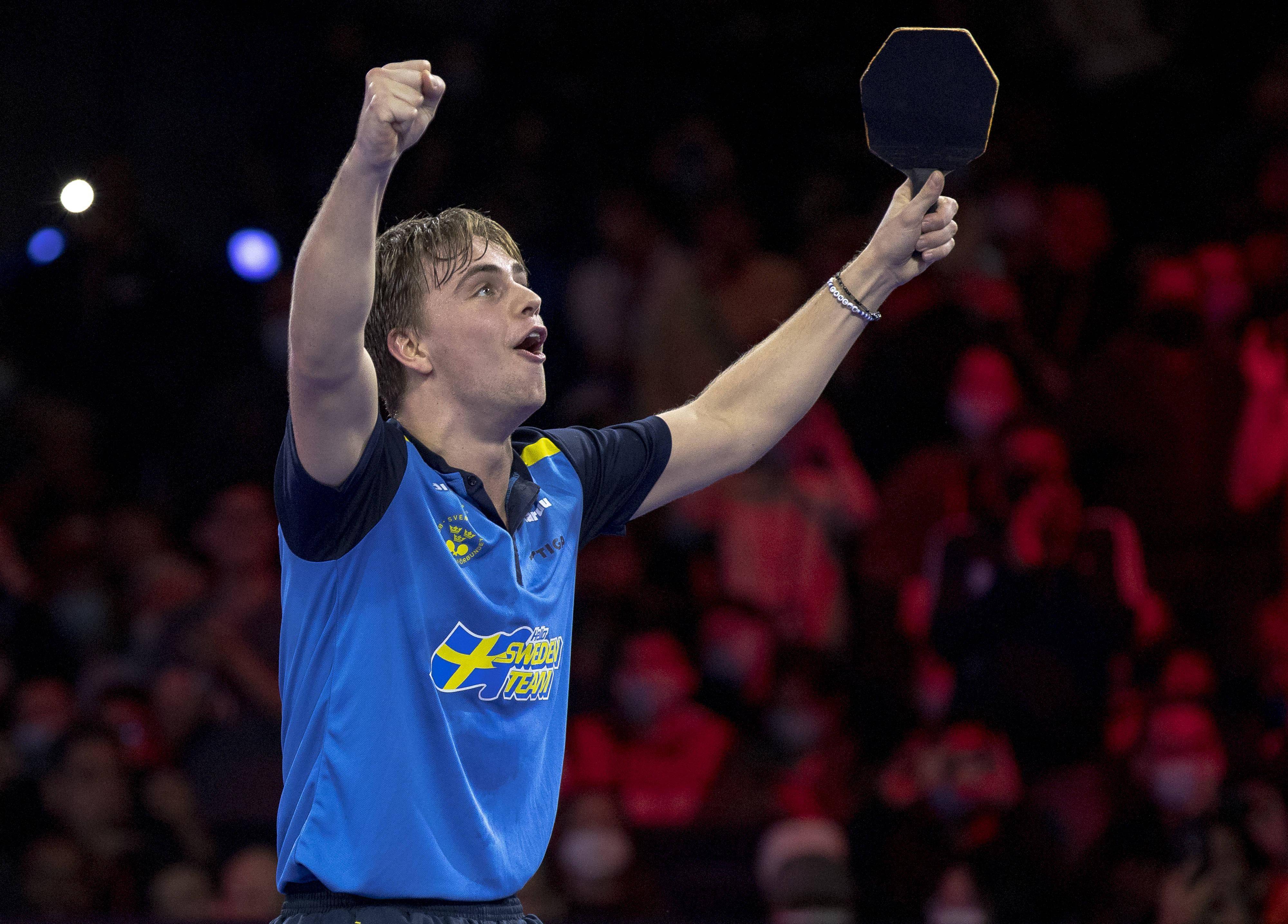 九游中国-瑞典队在排球比赛中展现出顽强的战斗力