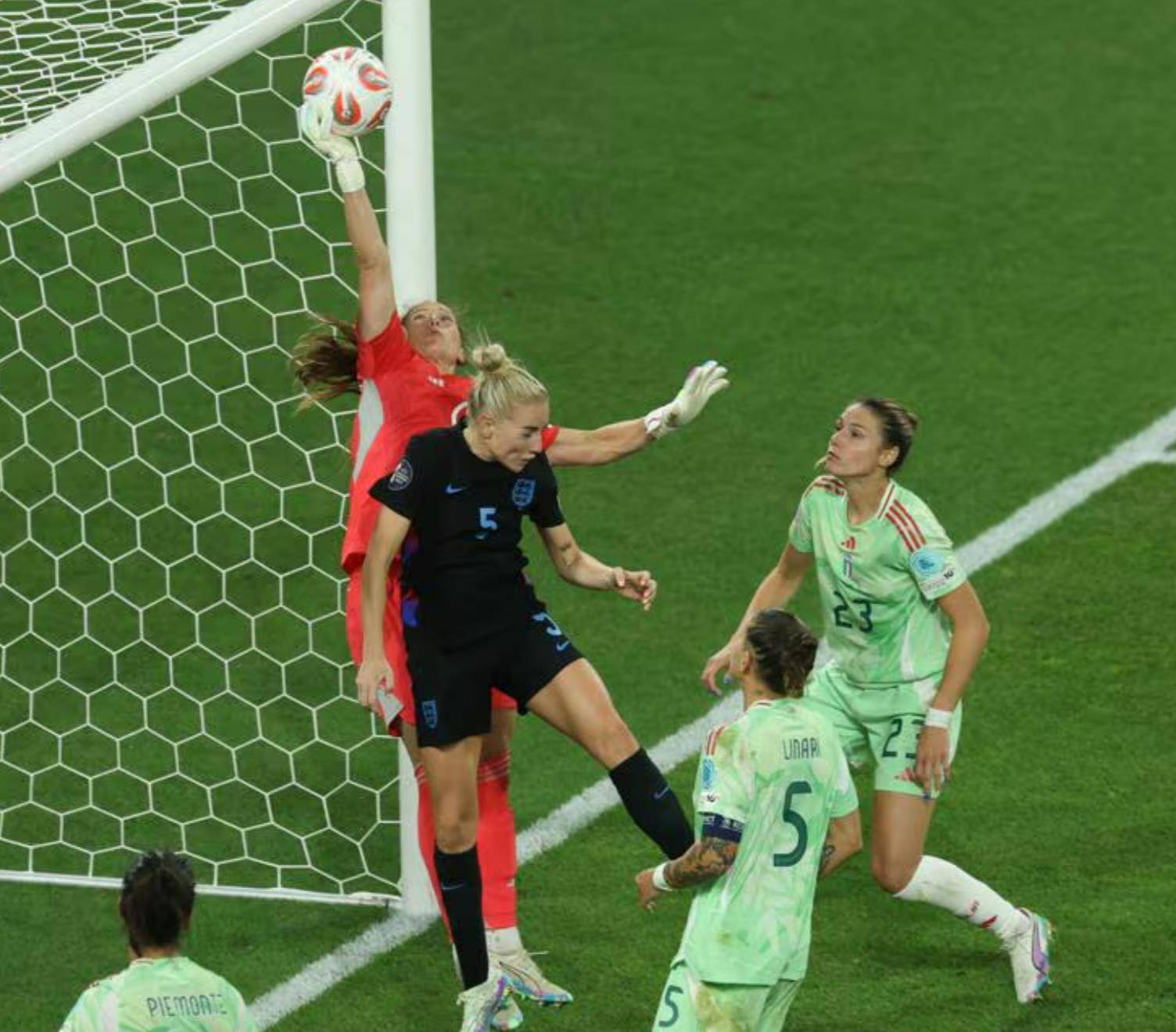 九游体育直播-关于最新意甲：意大利绝杀英格兰，技术统计的信息