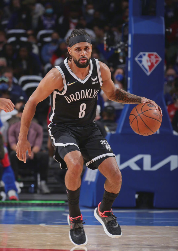 九游娱乐网站-灰狼逆转战胜对手，终结连败