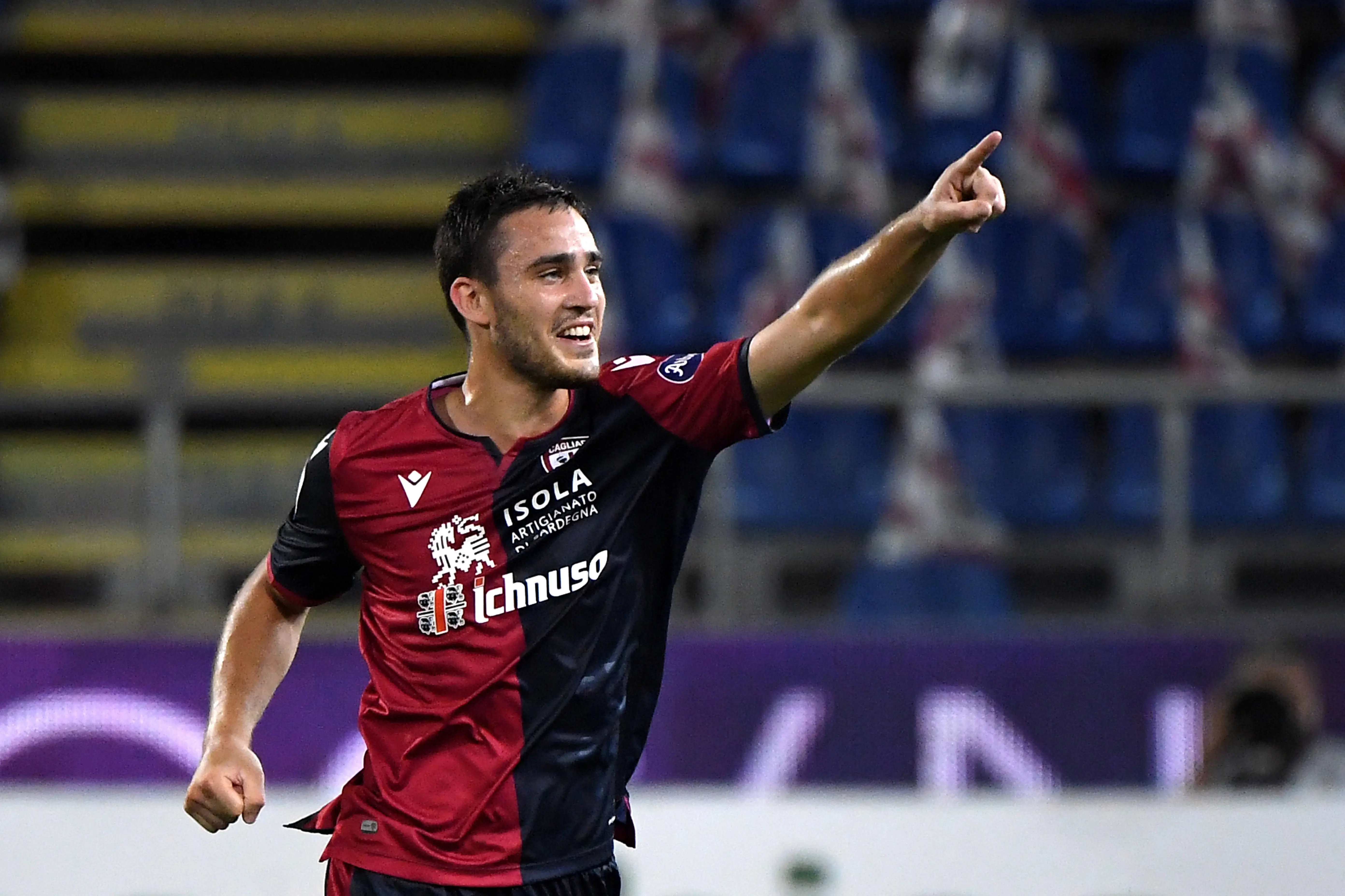 关于卡利亚里主场惨败,球迷愤怒不已的信息 关于卡利亚里主场惨败,球迷愤怒不已的信息