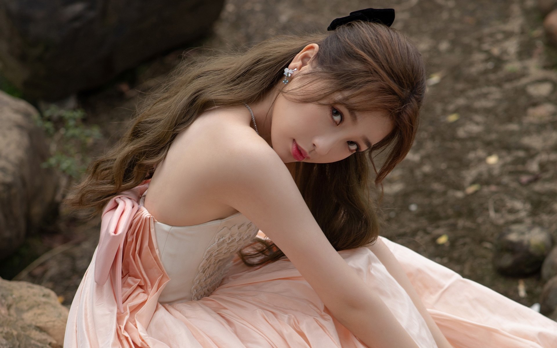 铁闸的怒吼，富安健洋关键夜打爆防线，为奥运周期注入强心剂